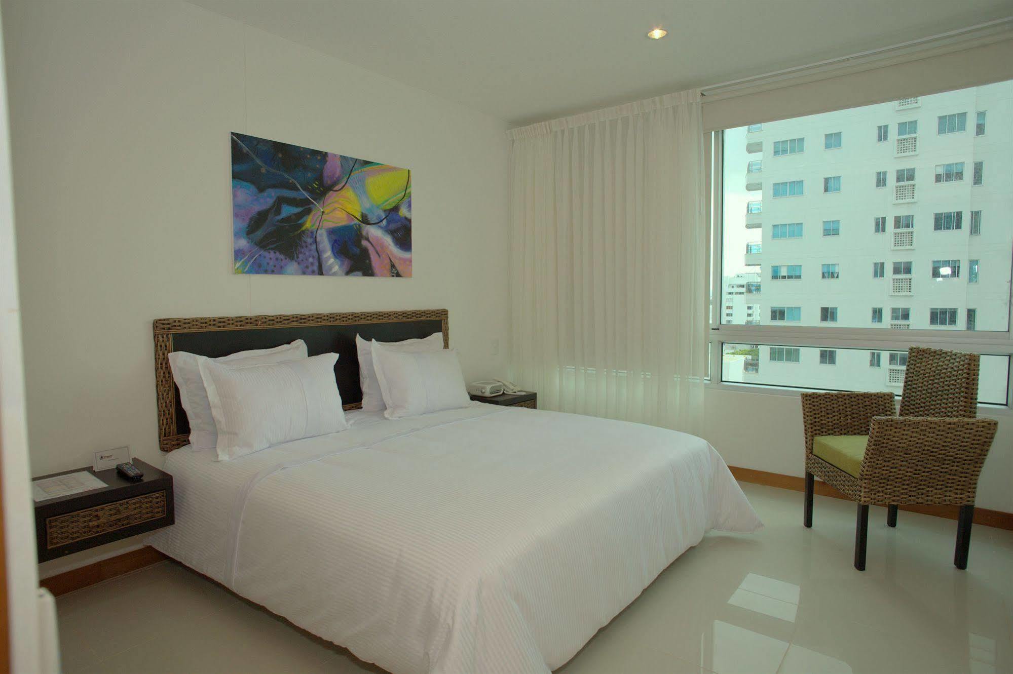 Travelers Orange Cartagena Aparthotel Екстериор снимка